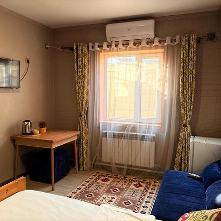 Salamat Hotel بيشكيك المظهر الخارجي الصورة