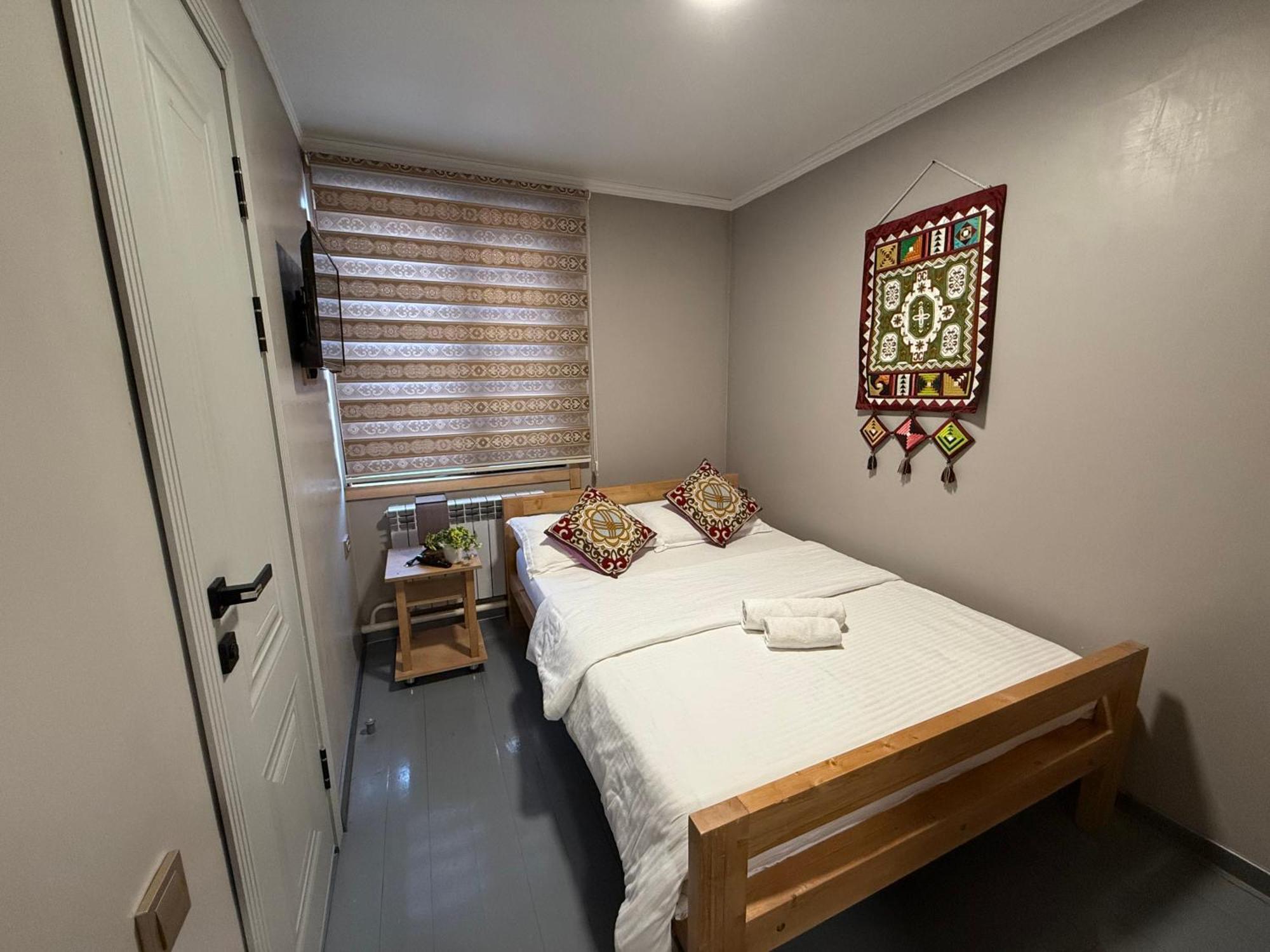 Salamat Hotel بيشكيك المظهر الخارجي الصورة