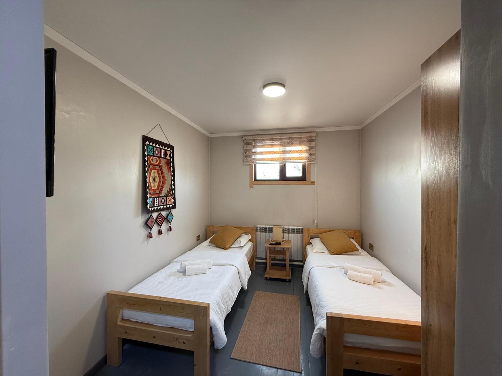 Salamat Hotel بيشكيك المظهر الخارجي الصورة