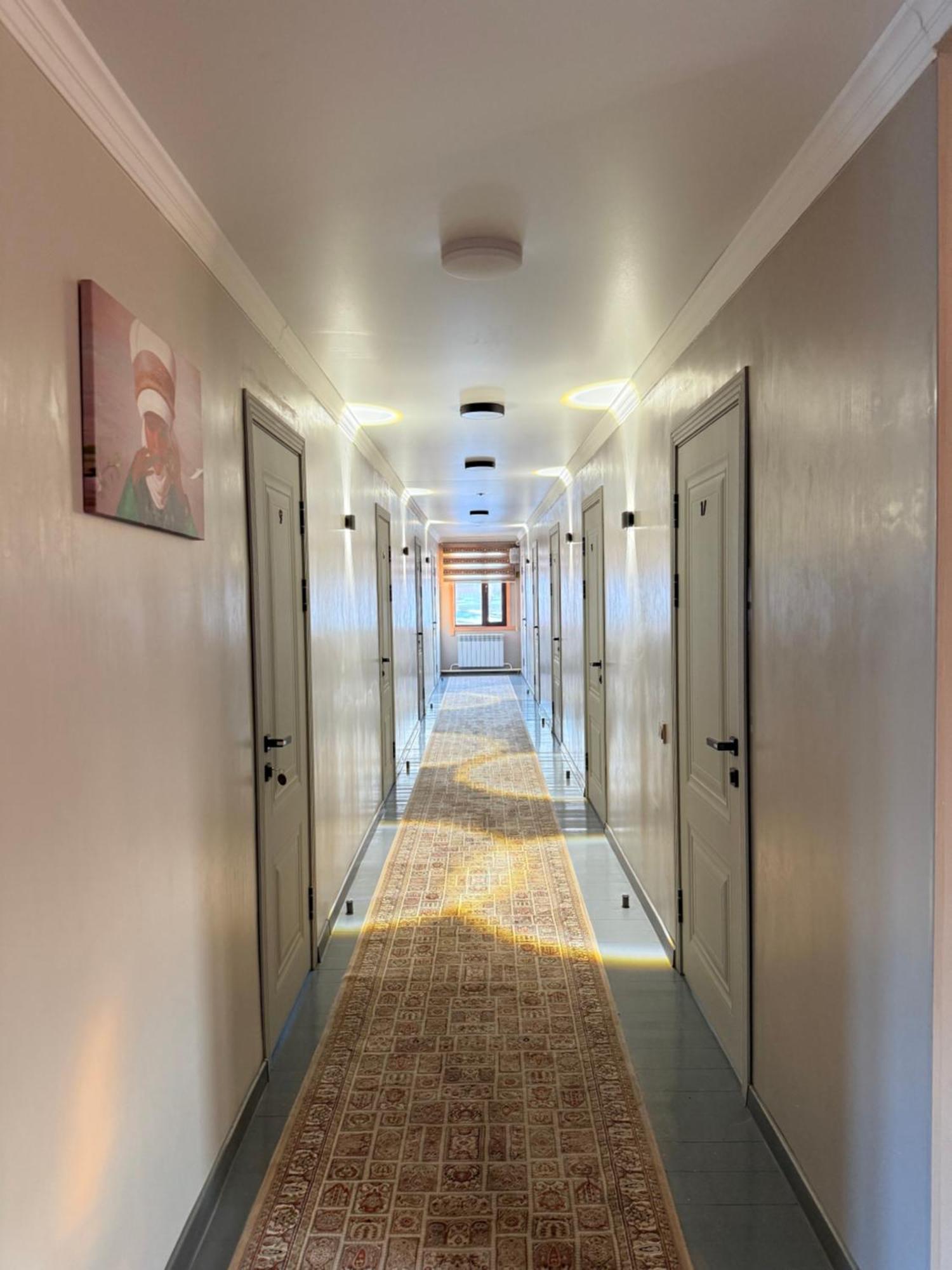 Salamat Hotel بيشكيك المظهر الخارجي الصورة
