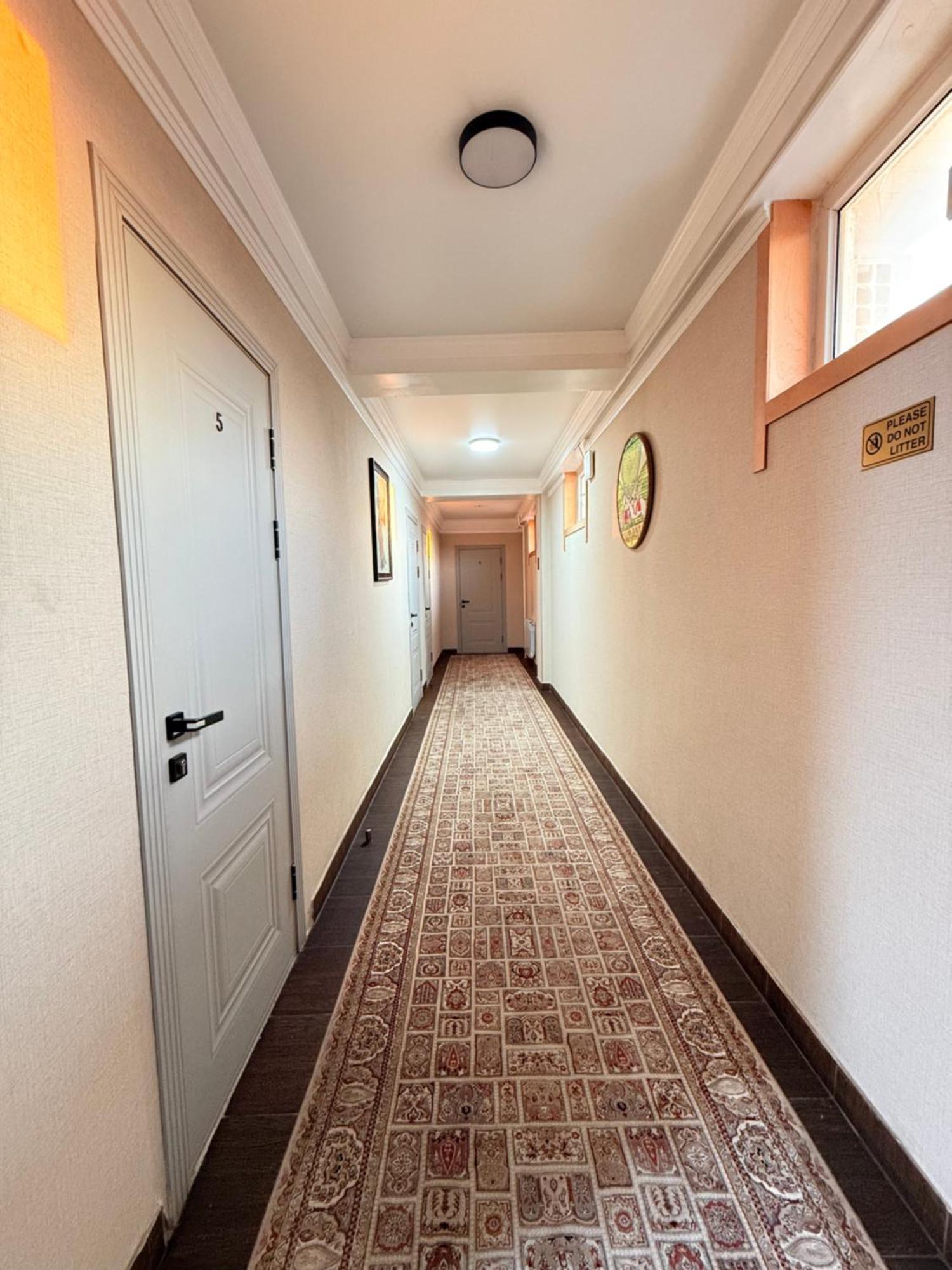 Salamat Hotel بيشكيك المظهر الخارجي الصورة